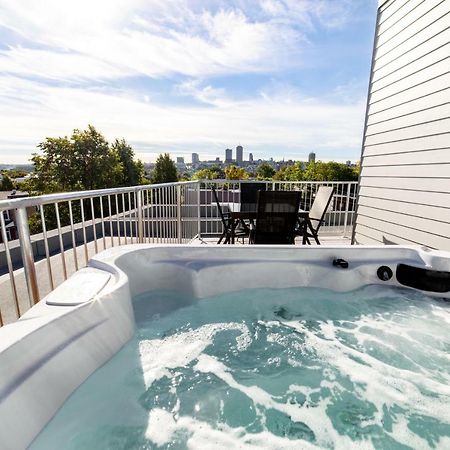 Aux Havres Urbains - Le Penthouse De La 3Ieme Avenue Apartment ควิเบกซิตี้ ภายนอก รูปภาพ