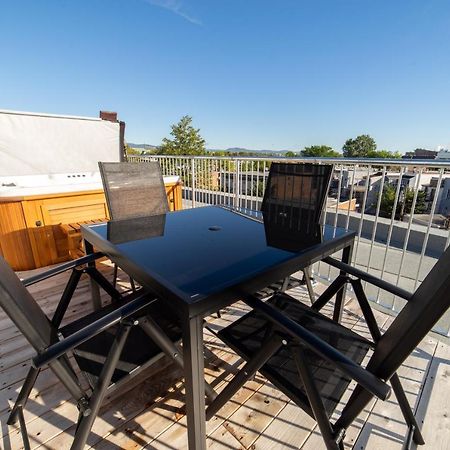 Aux Havres Urbains - Le Penthouse De La 3Ieme Avenue Apartment ควิเบกซิตี้ ภายนอก รูปภาพ