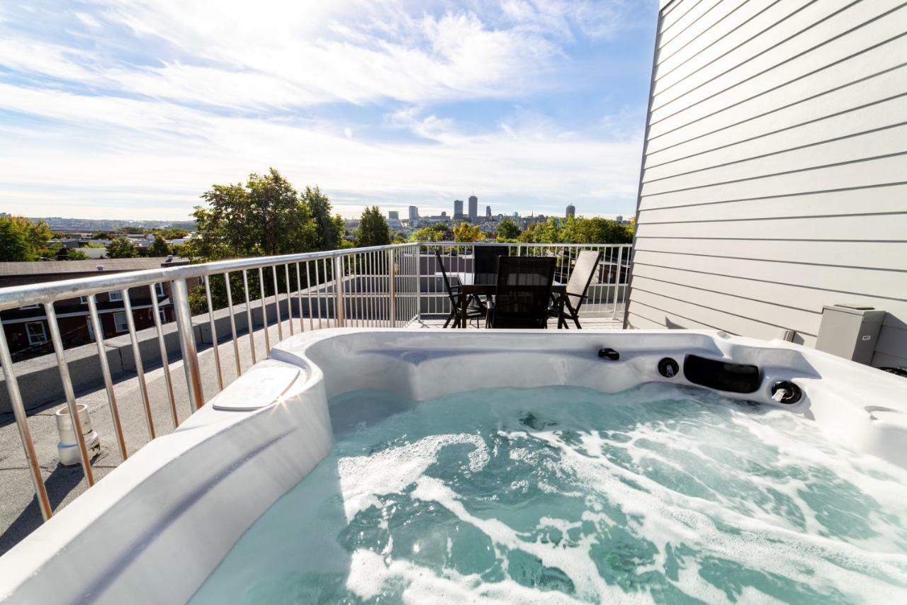 Aux Havres Urbains - Le Penthouse De La 3Ieme Avenue Apartment ควิเบกซิตี้ ภายนอก รูปภาพ